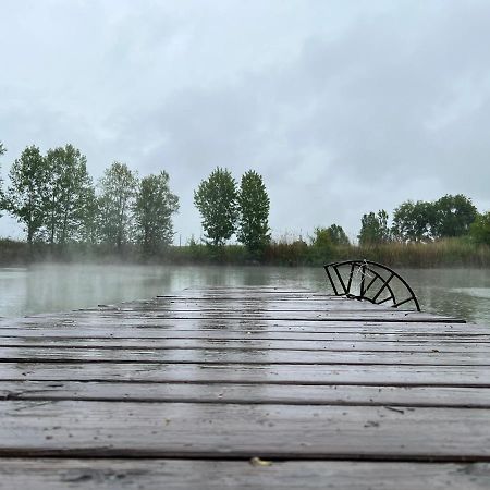 Чистые Пруды Bischkek Exterior foto