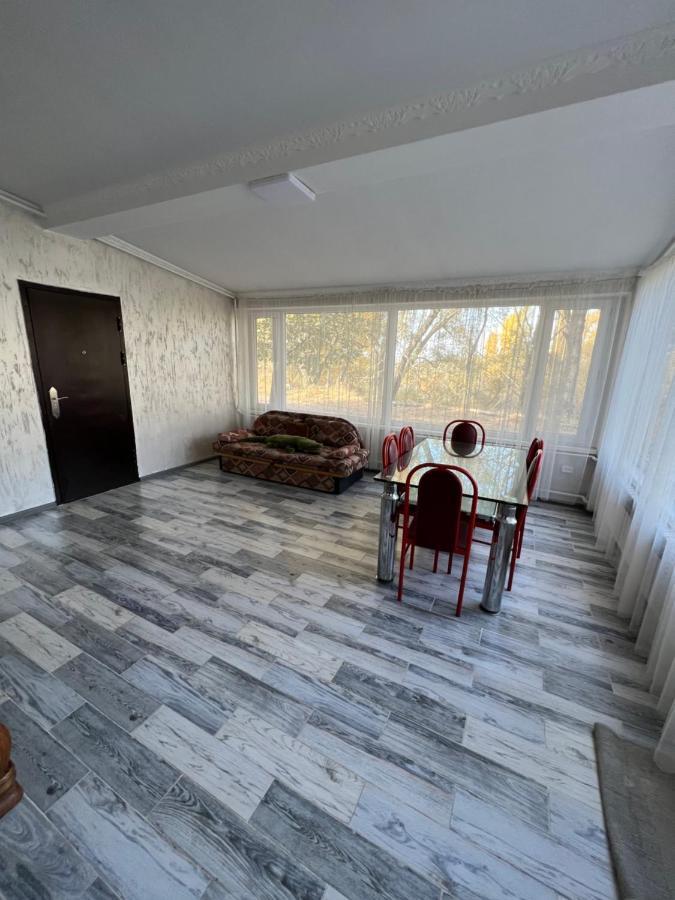 Чистые Пруды Bischkek Exterior foto